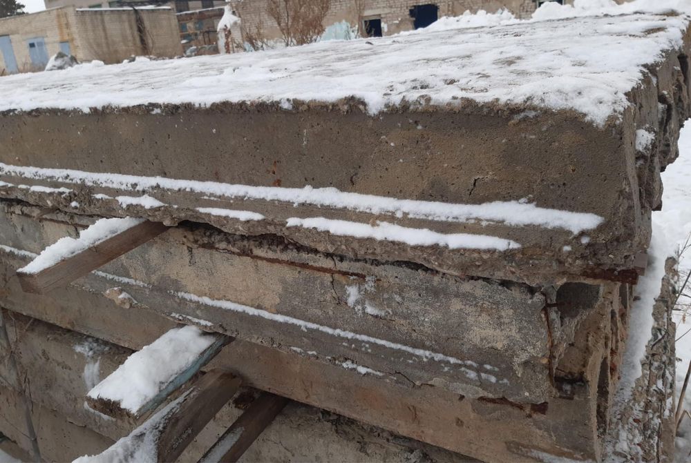 Продам плитку 25000