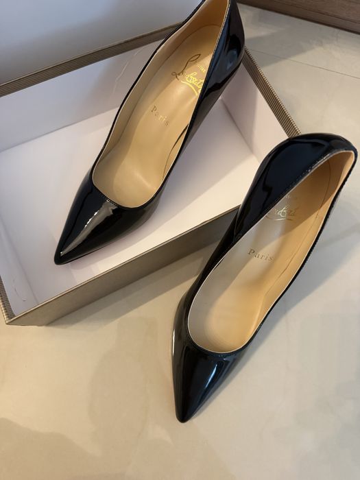 Pantofi piele talpa rosie louboutin