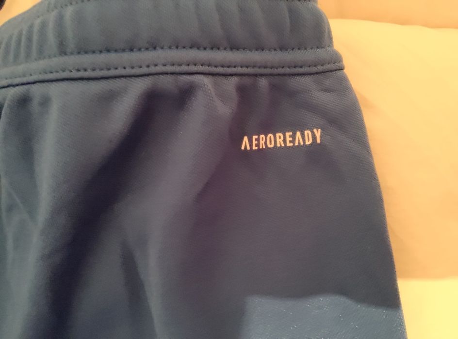 Оригинални спортни долнища ADIDAS, PUMA.