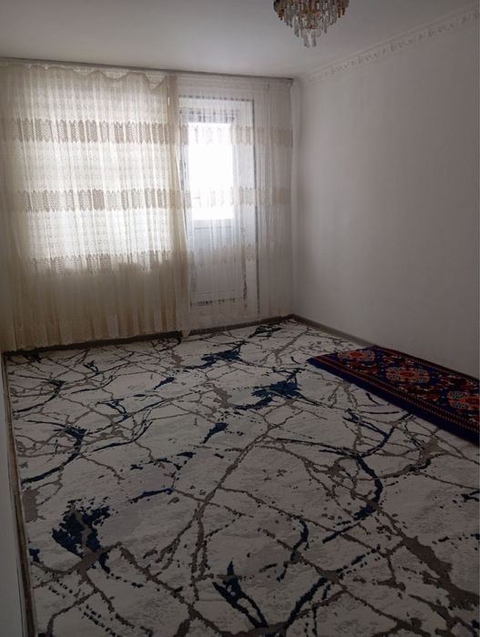 Карат кафе ёнида 1 хонали квартира ижарага берилади