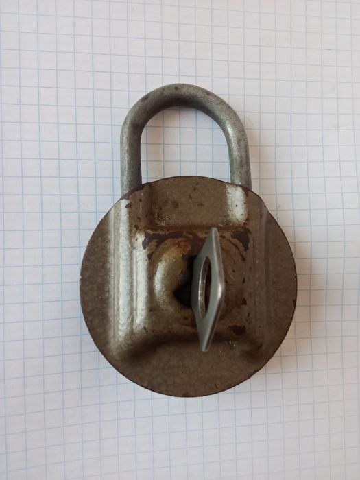 Замки навесные  ( винтаж СССР )