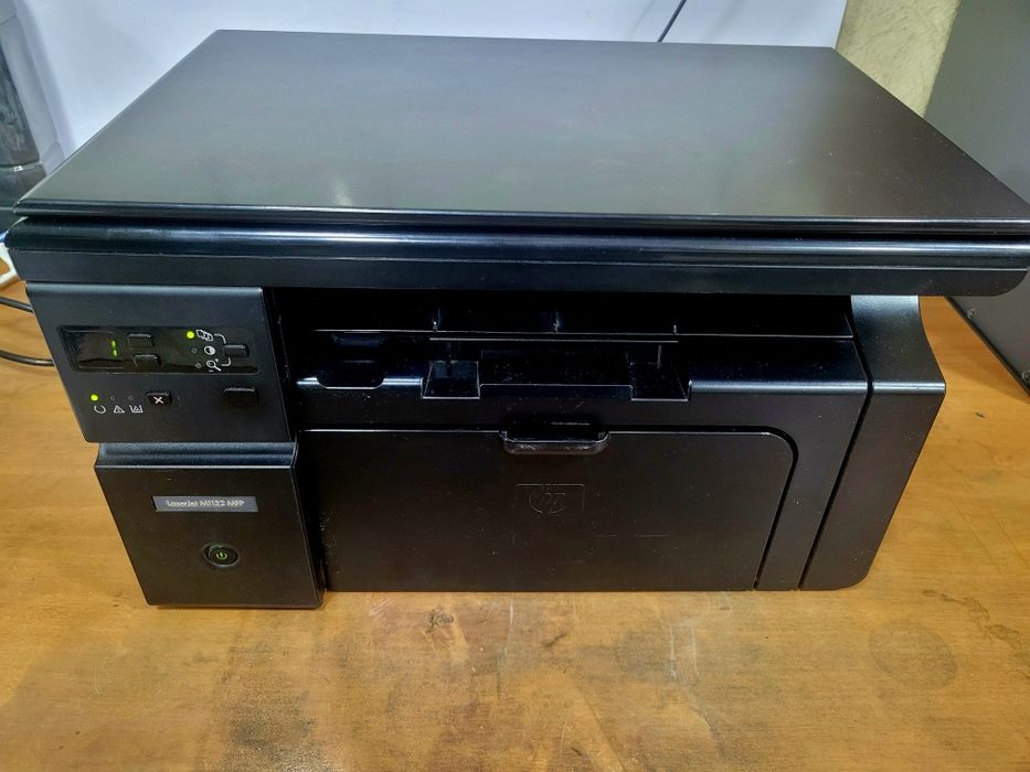 Продам МФУ HP M1132 ,3в1, сканер, принтер