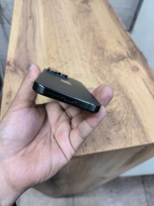 Продам iPhone 15 pro