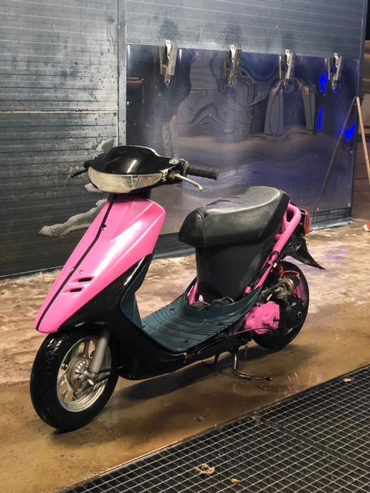 Продавам скутер honda dio 50cc 2t
