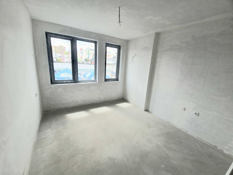 Продава се Тристаен апартамент в Велико Търново, Център - 118 кв.м за 1145 €/кв.м - Снимка #8