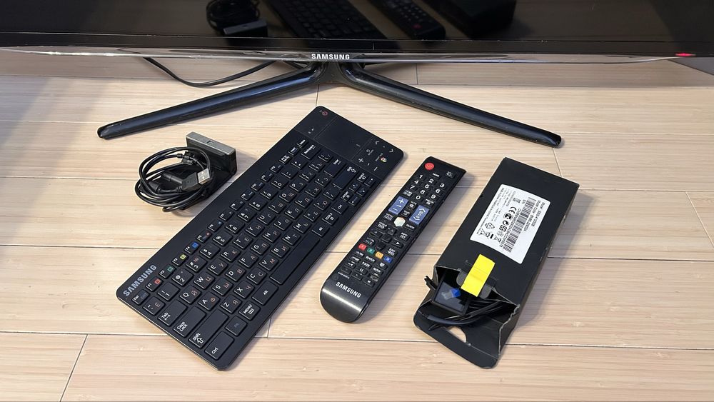 Продам телевизор Samsung UE40ES6307