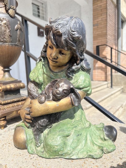 Statueta bronz frumoasa