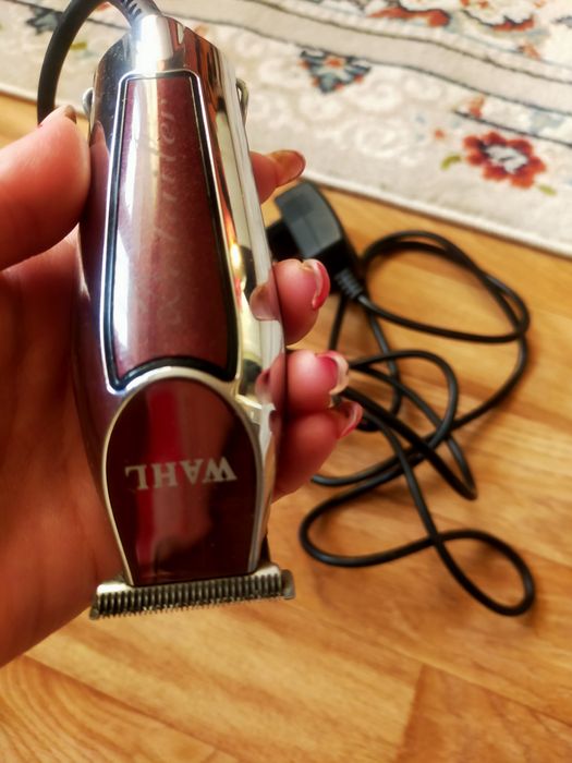 Продам машинку для стрижки волос