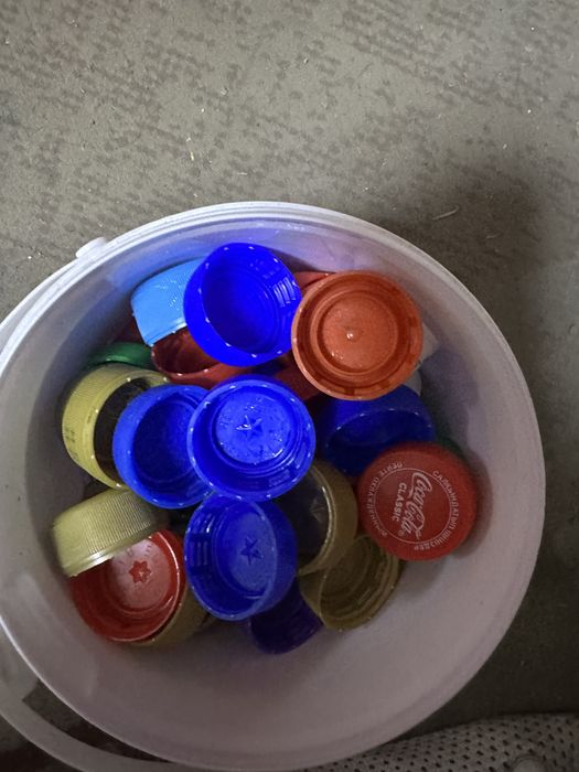 Крышки из под бутылок