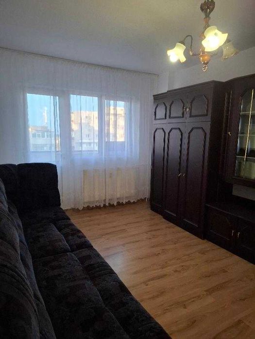 Vand apartament 2 camere decomandate ,dependinte ,2balcoane  , 50 mp,modernizat,et 8 din 11, in Ploiesti zona Bdl Bucurestiucuresti,50 mp,