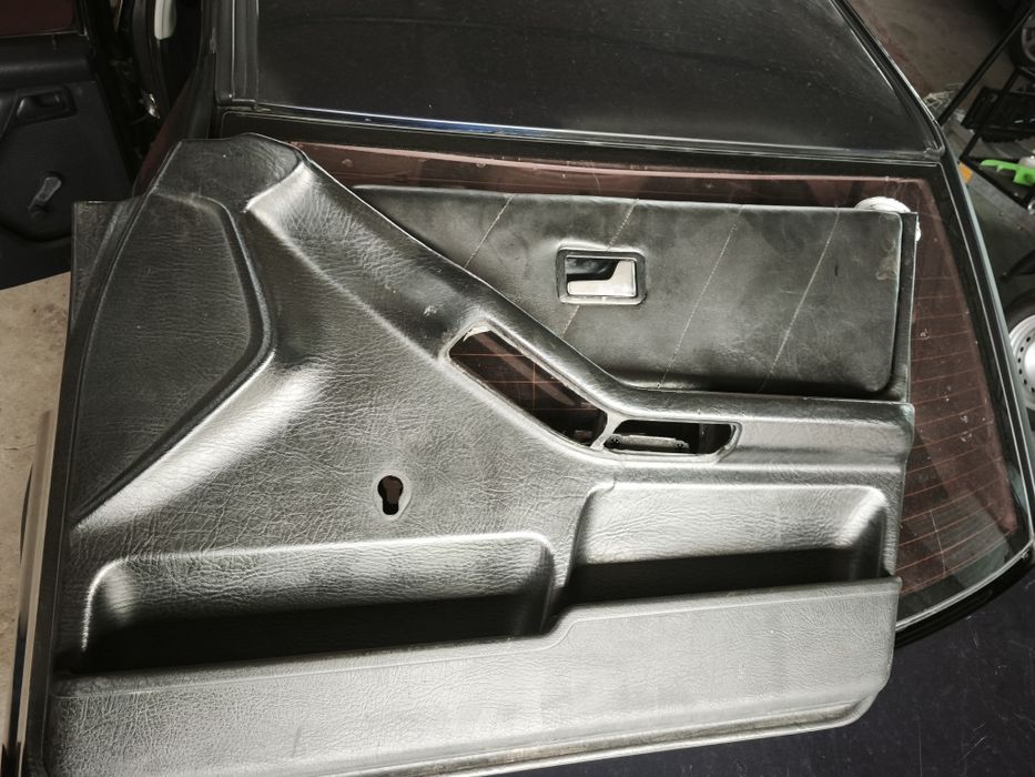 Дверные карты audi 80