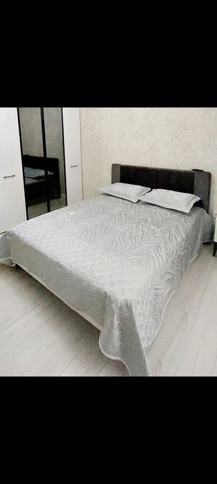 Покрывало новое.