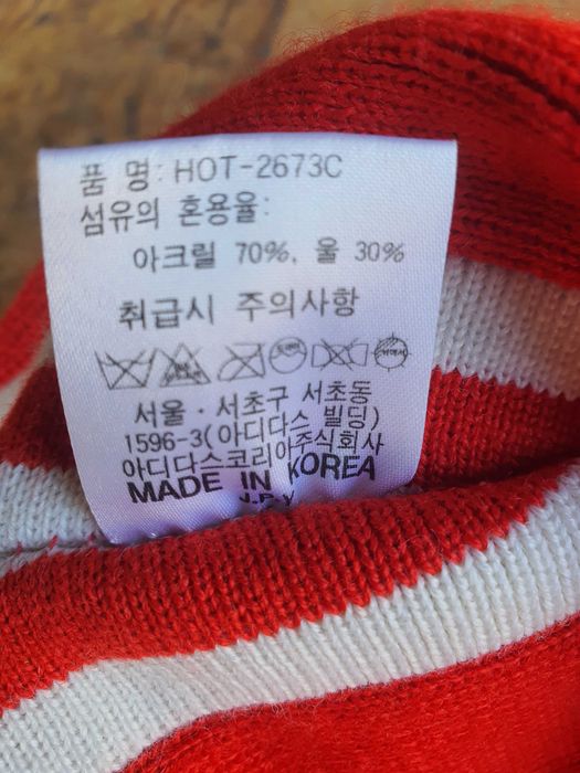 Caciula de dama, marca Adidas portocalie