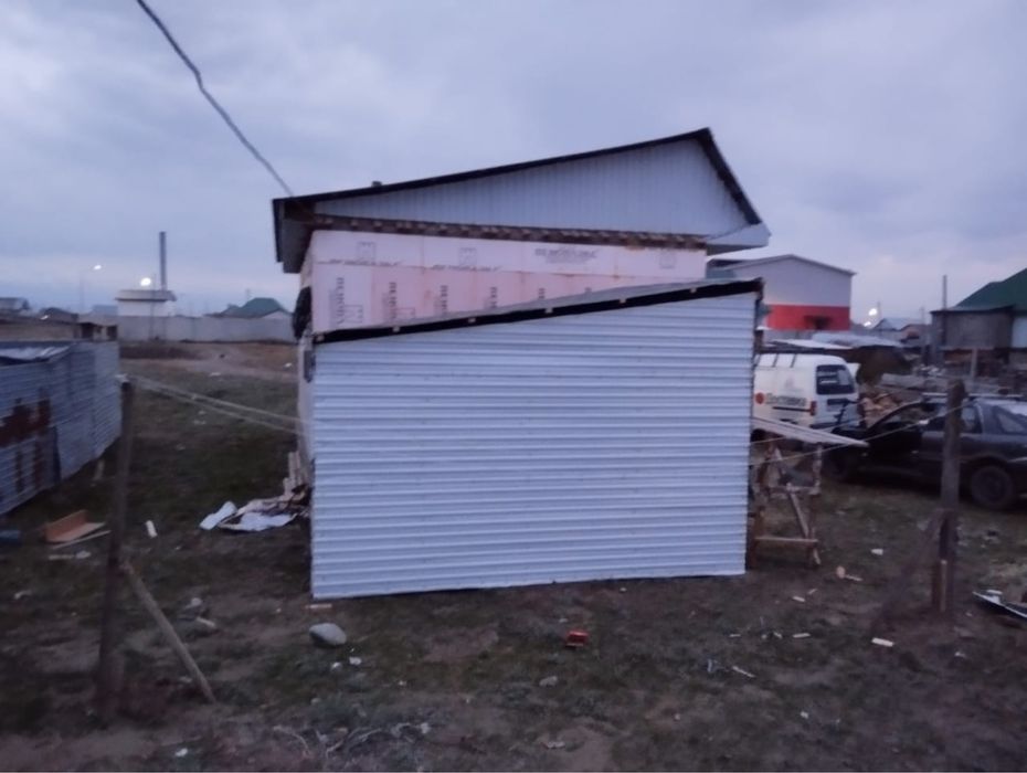 Продам участок с времянкой