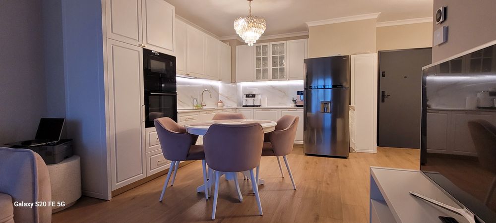 Inchiriez apartament cu 3 camere ,etaj 1 + parcare subterana in complexul  Liberty Rezidential