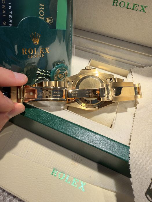 Rolex Submariner Gold