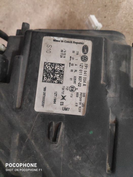 Десен фар VW Touareg 7P 2014г. Facelift