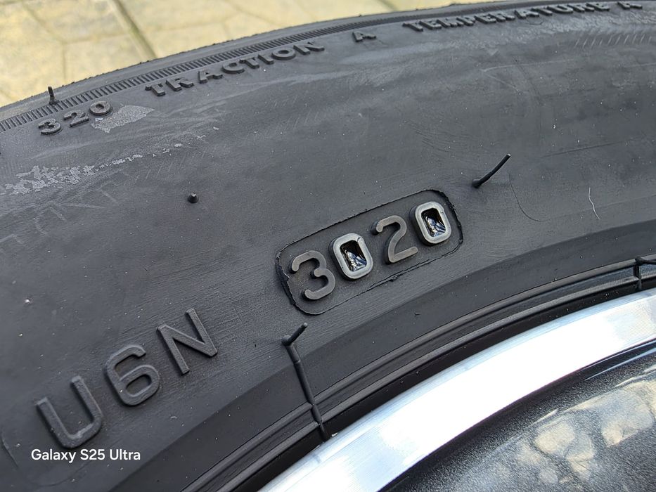 4бр. летни гуми 205/60/16 Bridgestone