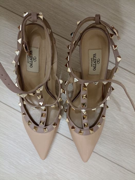 Женские туфли Valentino