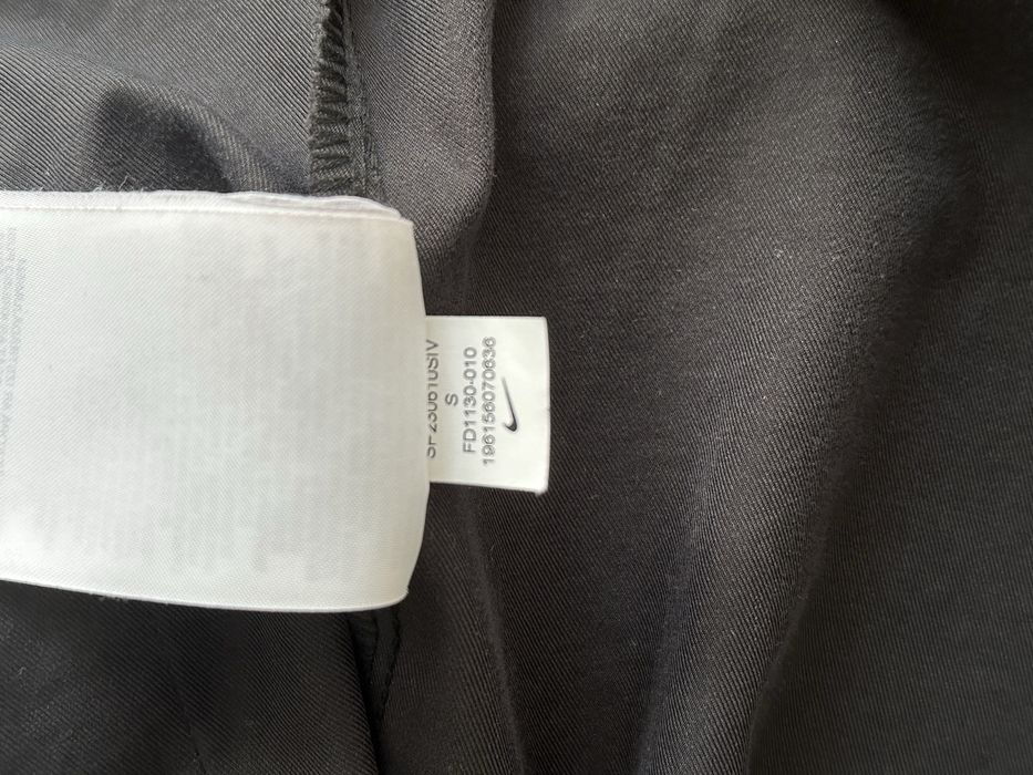 Продам куртку Nike,оригинал