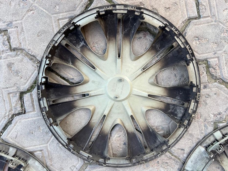 Колпаки на автомашину TOYOTA