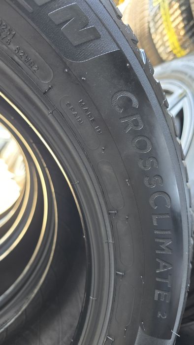 225/55/R17 Michelin Cross climate²