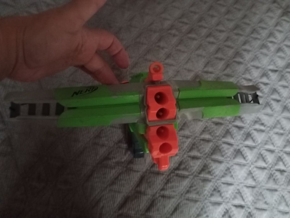 Арбалет Nerf zombie Strik