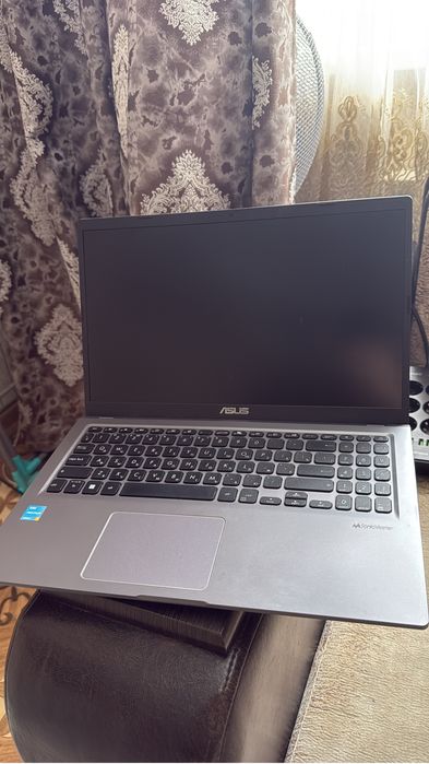 Продам обычный офисный ноутбук