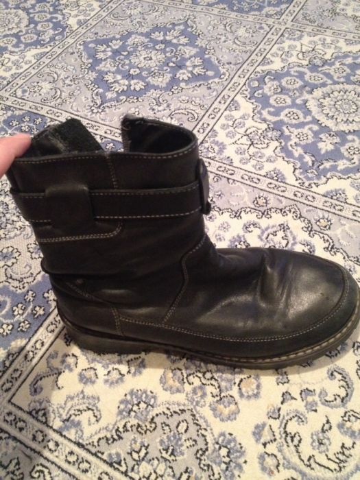 Продам зимние сапожки для мальчика р.36