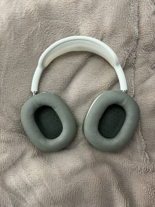 airpods max ca noi