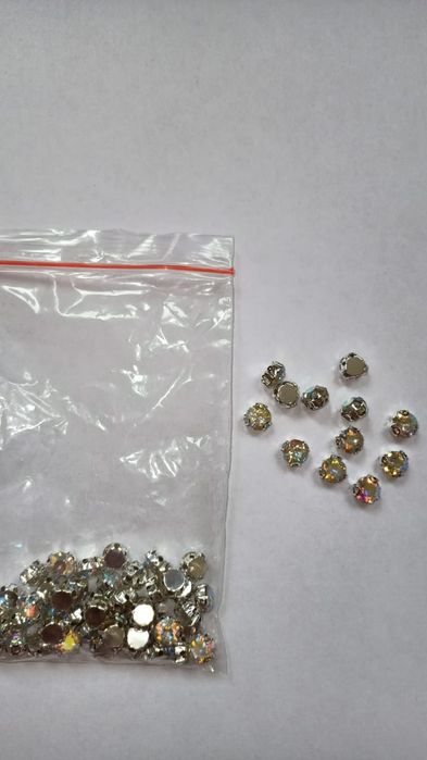 Пришитые страза продается