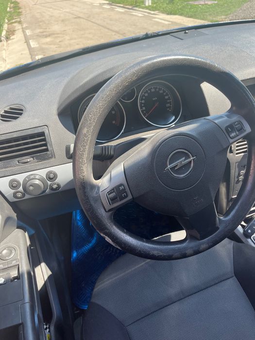 Vând Opel astra h 1.7 diesel