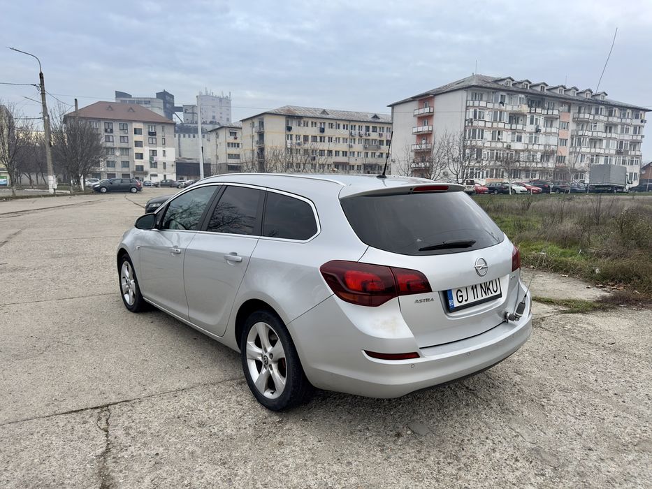 Opel Astra J Break 1.7 Diesel 2011