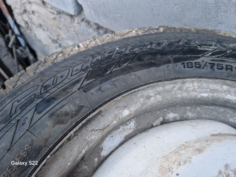 2 Шины зимние с дисками на газель