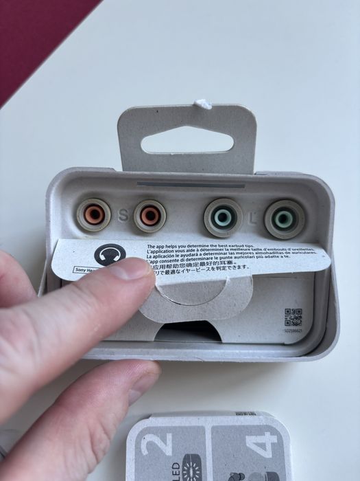 Наушники Sony WF-1000XM4