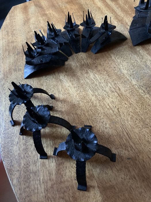 Продавам ръчно-изработени старинни свещници