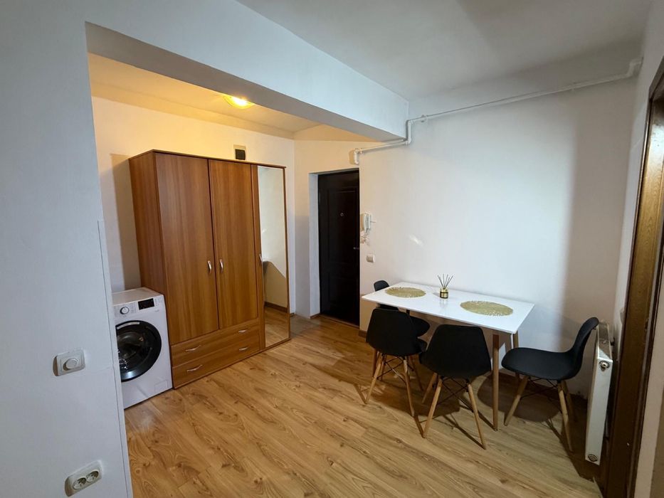 Persoana fizica inchiriez apartament 1 camera str Florilor/ Cetatii cu loc de parcare — fotografia 3