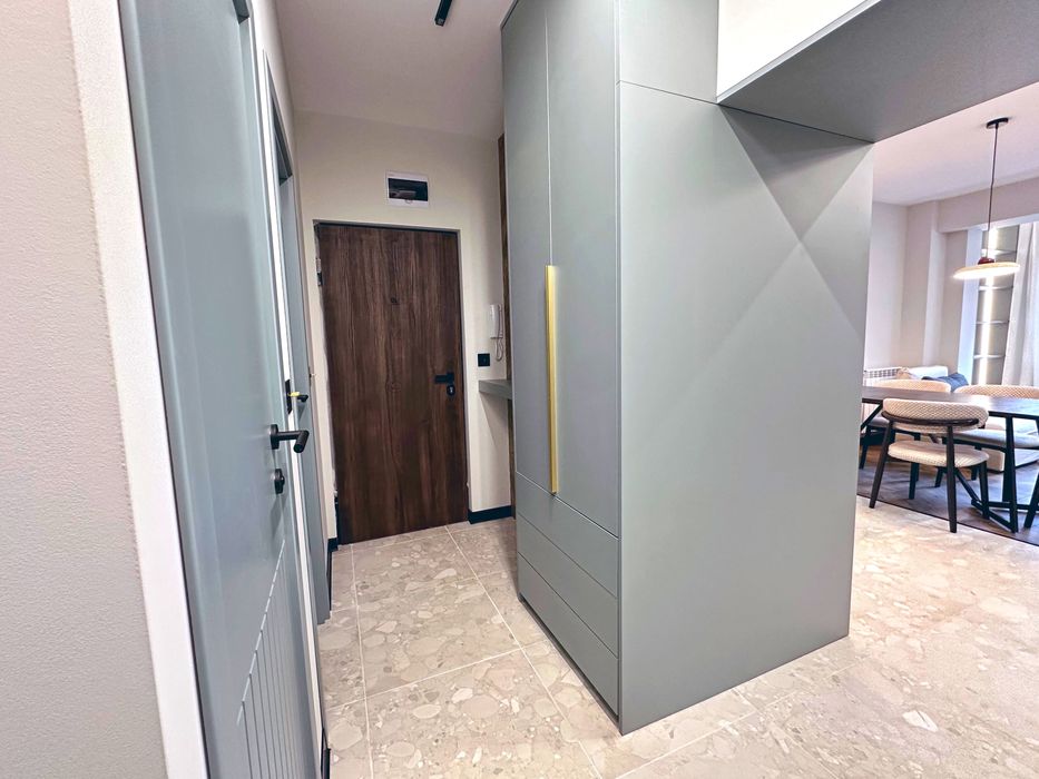 Продава се Тристаен апартамент в София, Гоце Делчев - 75 кв.м за 2040 €/кв.м - Снимка #3