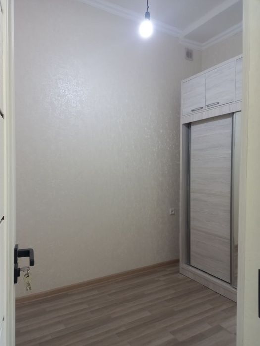 Срочно сдается дом 4 комнаты, 1 сотка.Бектемир Ровд.