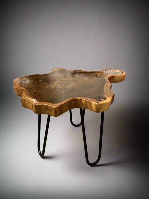 Masuta cafea din lemn masiv de nuc lucrata manual