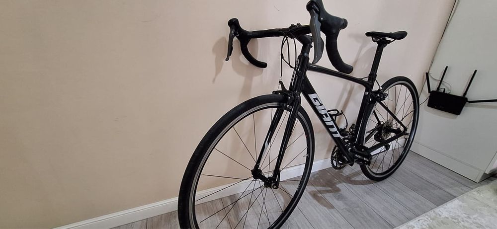 шоссейный велосипед giant