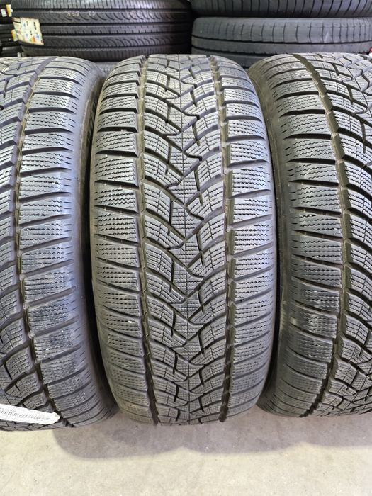 235/50/19 DUNLOP 4бр