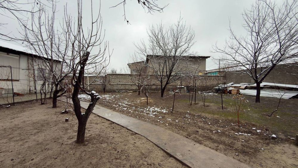 Srochna Xonabod mahallada Yer hisobida  uchastka sotiladi. 8 sotix