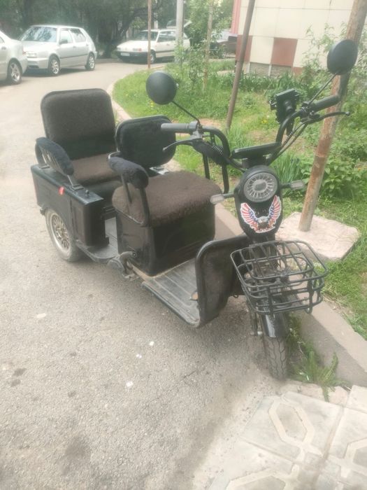 Продам трицикл электрический