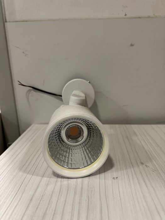 Професионални LED спотове LEDVANCE (OSRAM) 32W | CRI 90 | 3000K