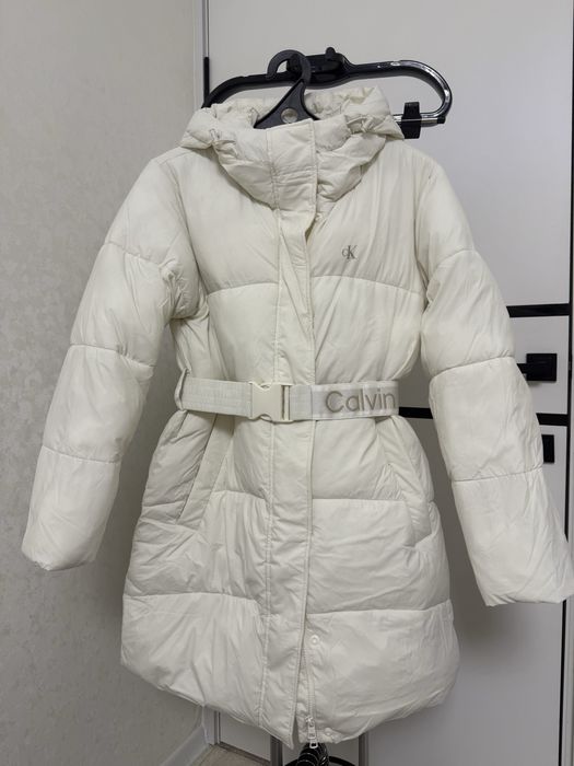 Срочно! Куртка Calvin Klein