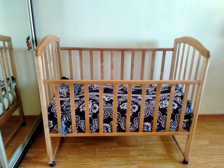 Детский манеж из 100% дерева.