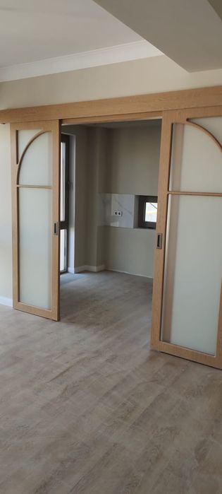 Установка межкомнатных дверей - Окна / двери / балконы Алматы на Olx