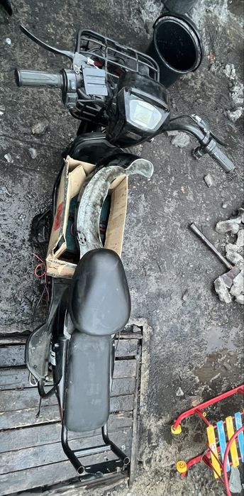 Электроскутер не на ходу