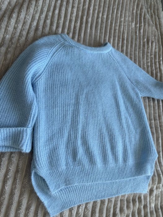 Вязанный свитер